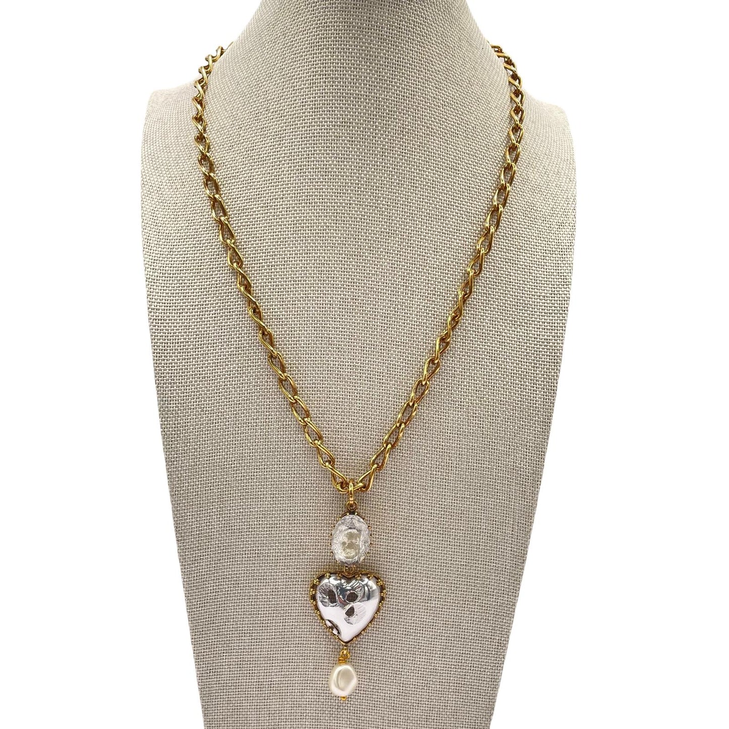 COLLAR