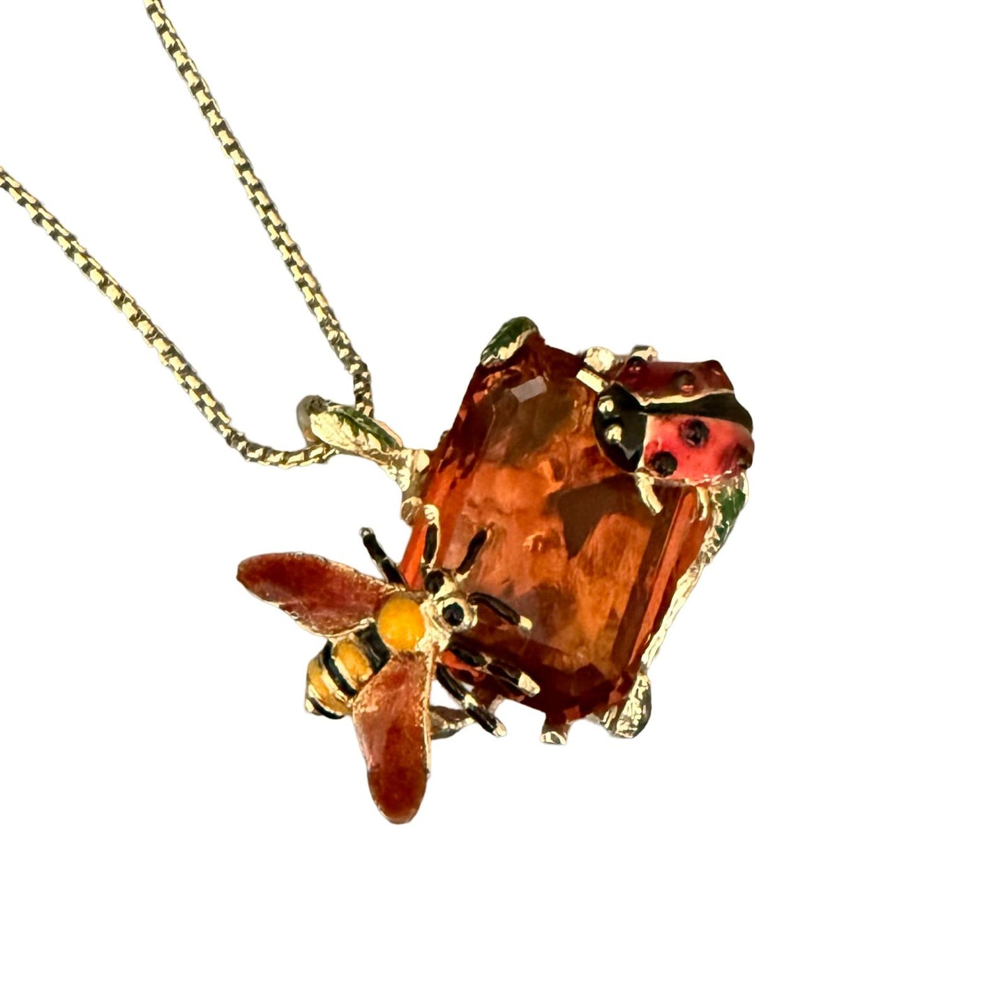 COLLAR