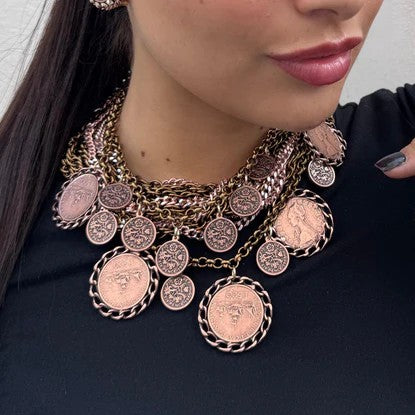 COLLAR