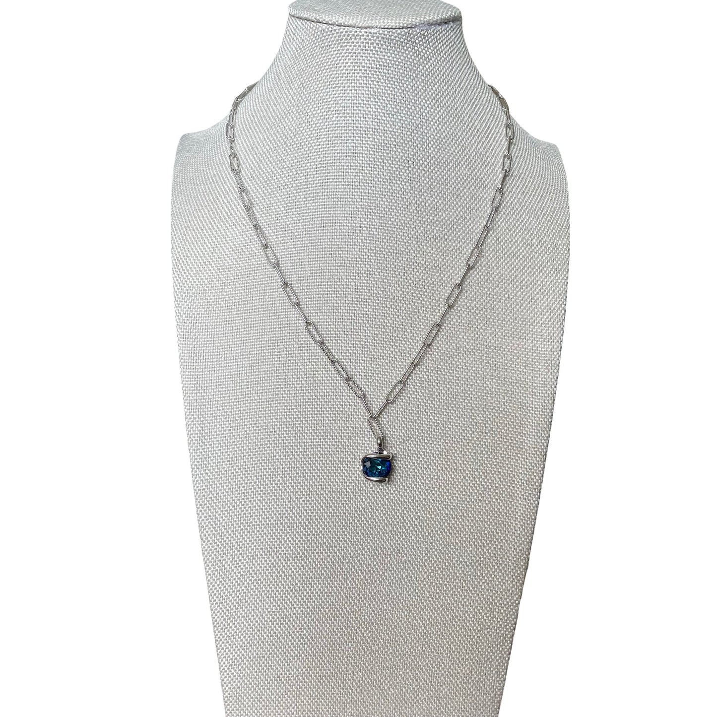 COLLAR