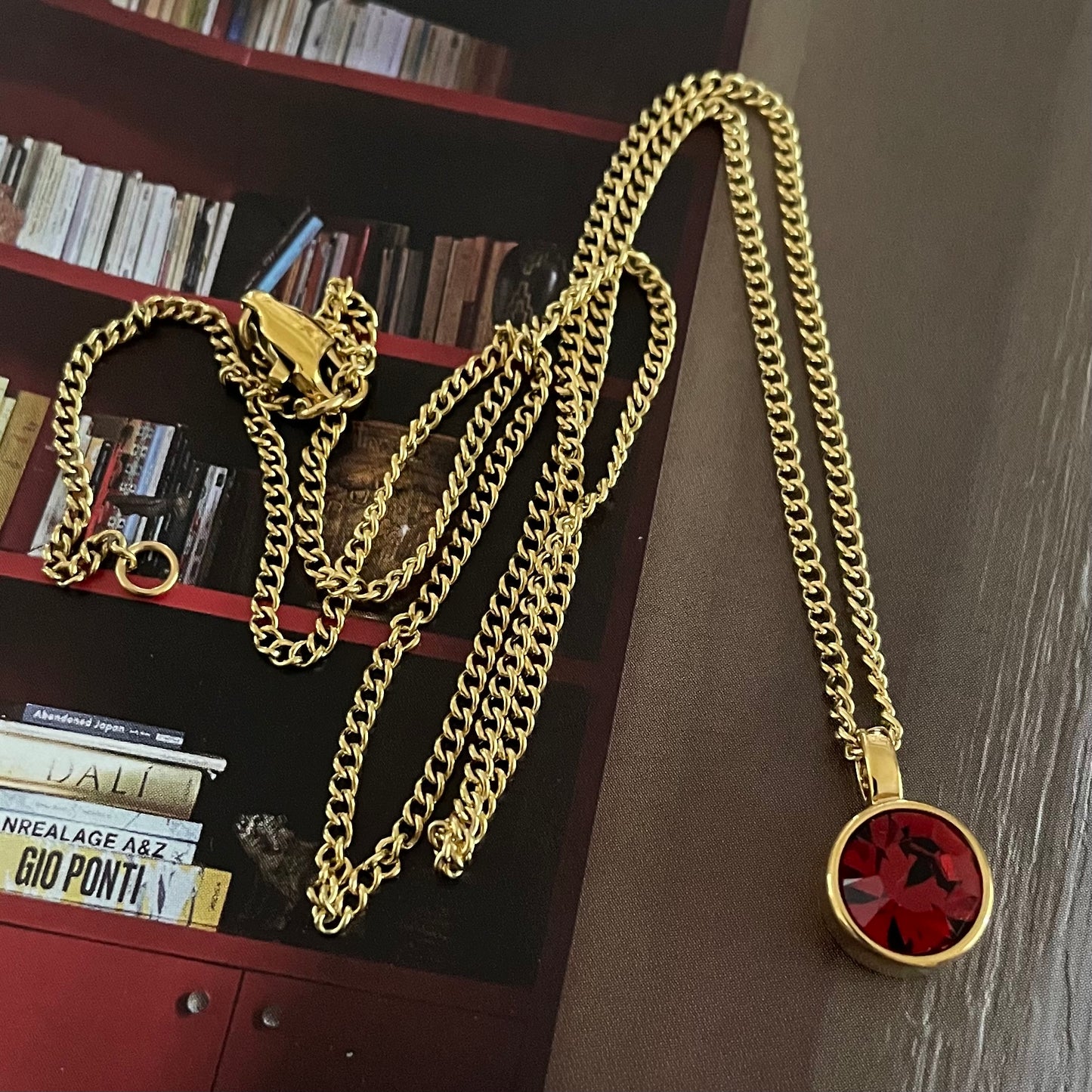 NECKLACE
