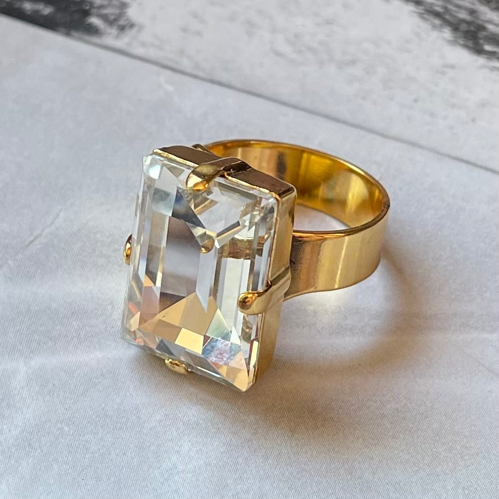ANILLO