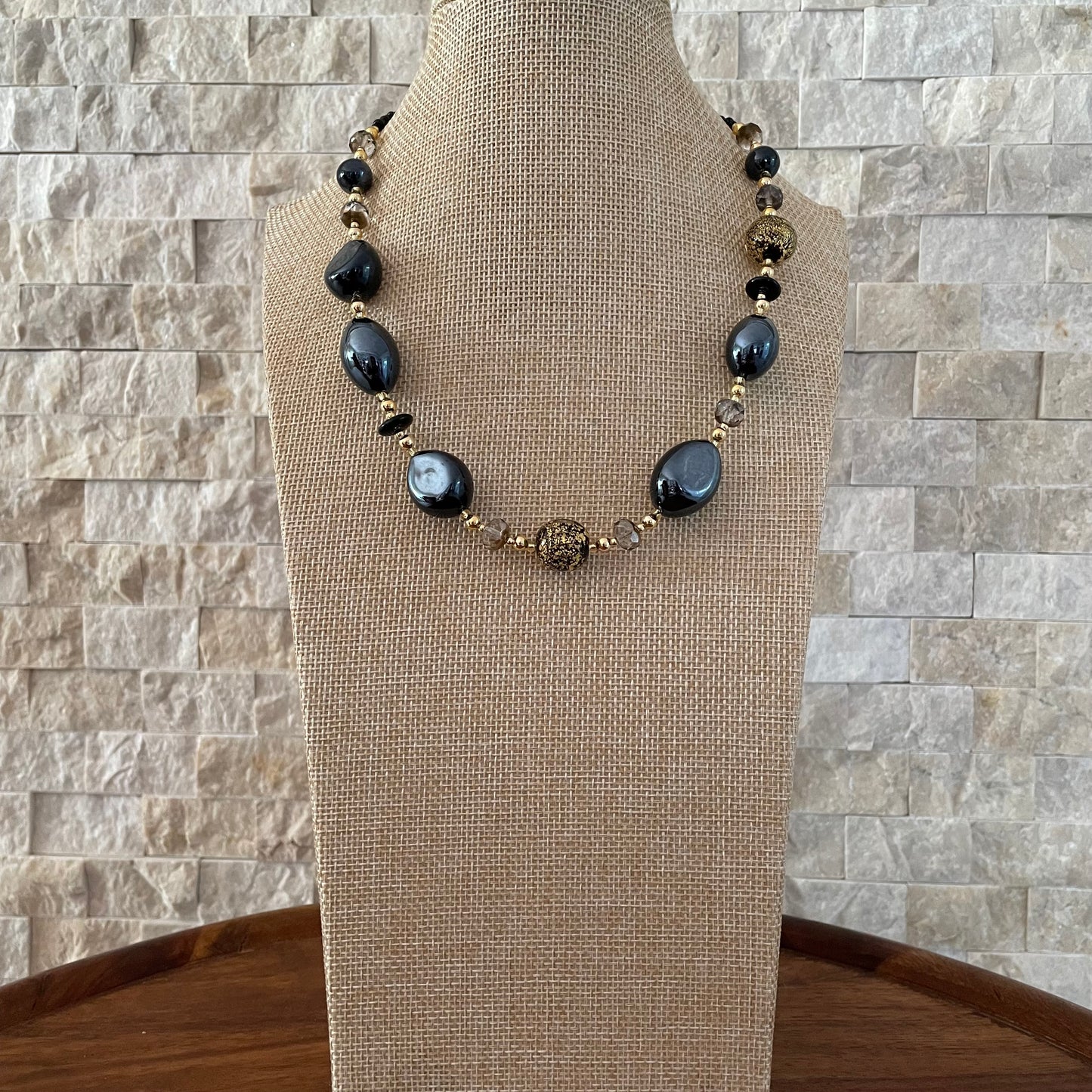 COLLAR