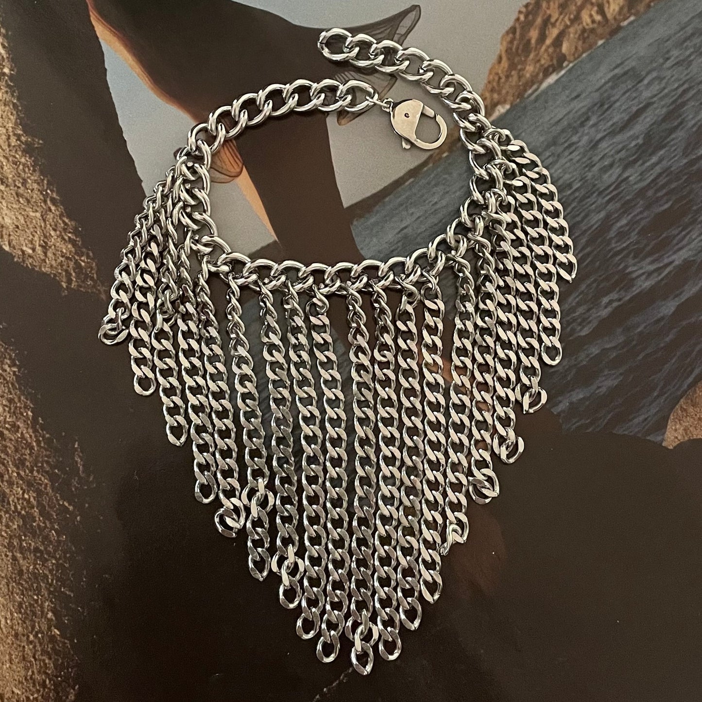 BRACELET