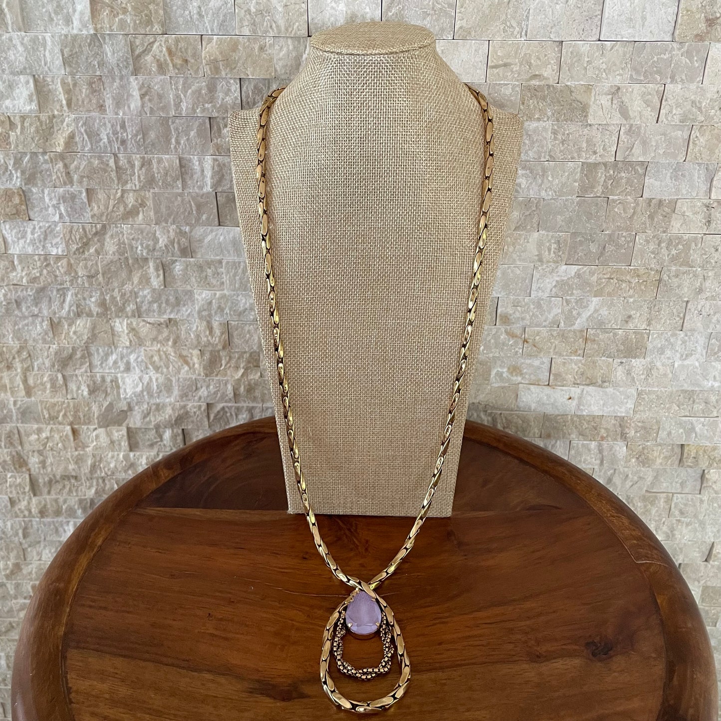 COLLAR