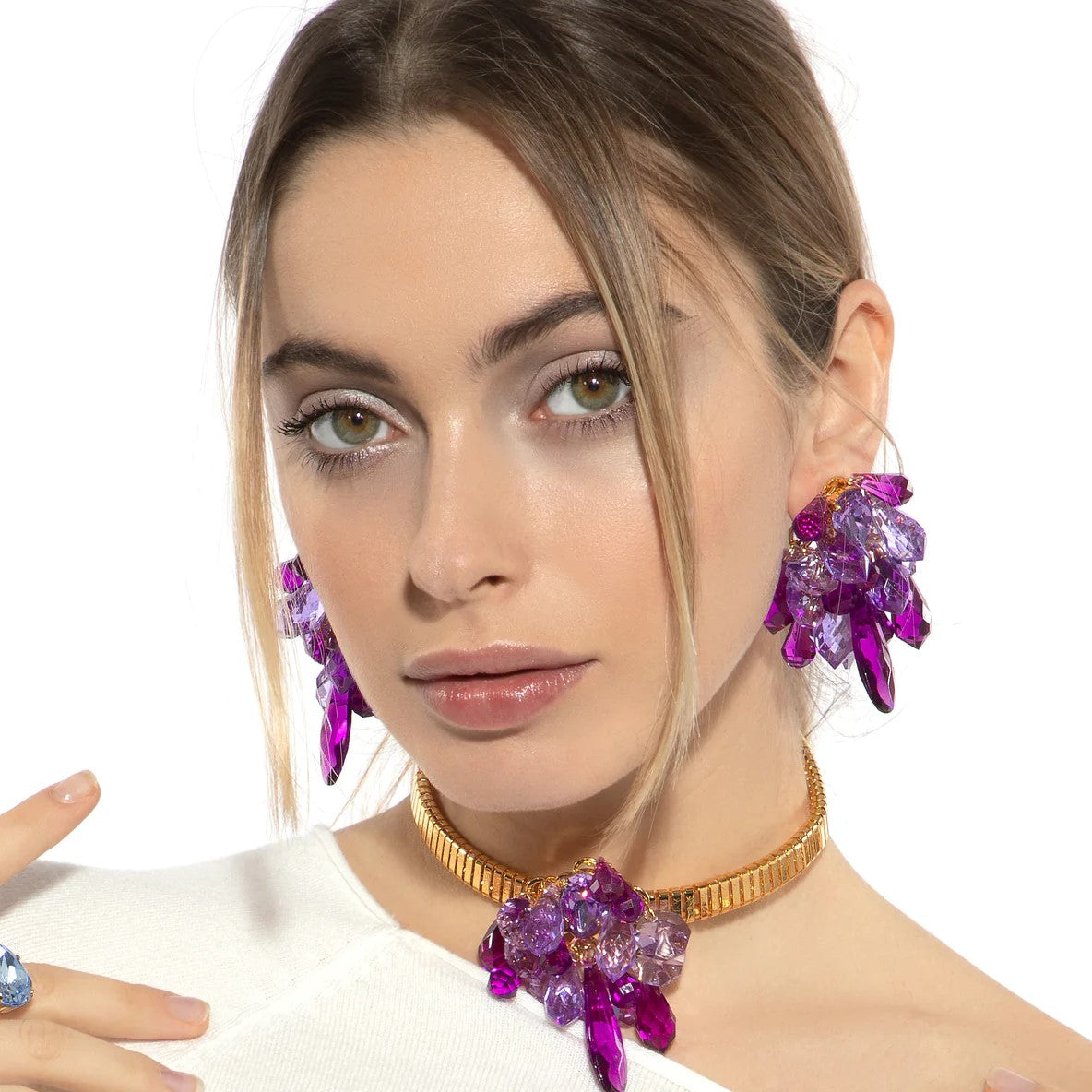 COLLAR