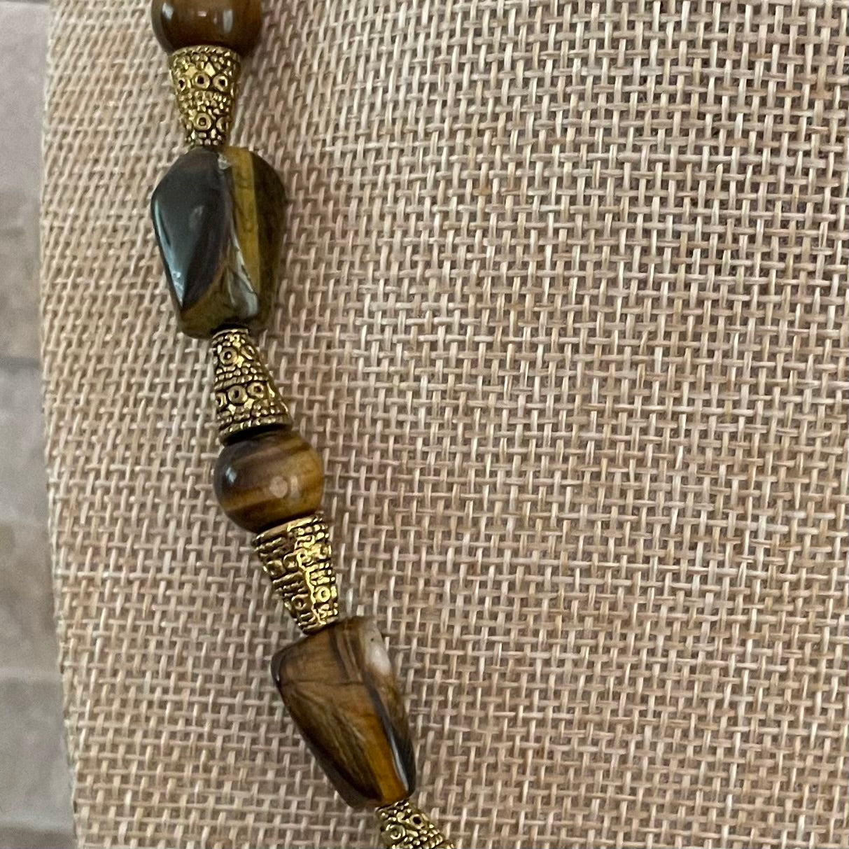 COLLAR