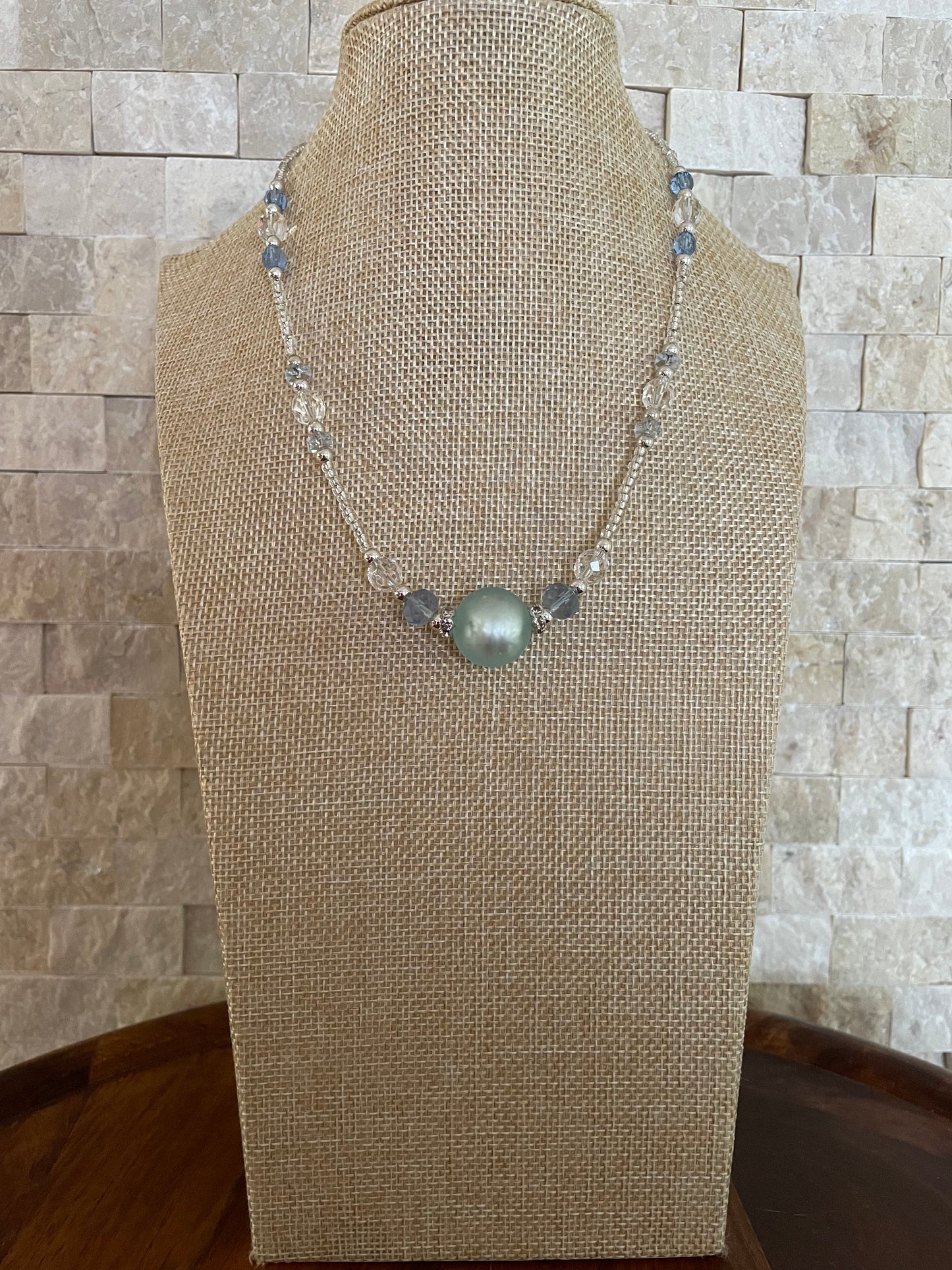 COLLAR