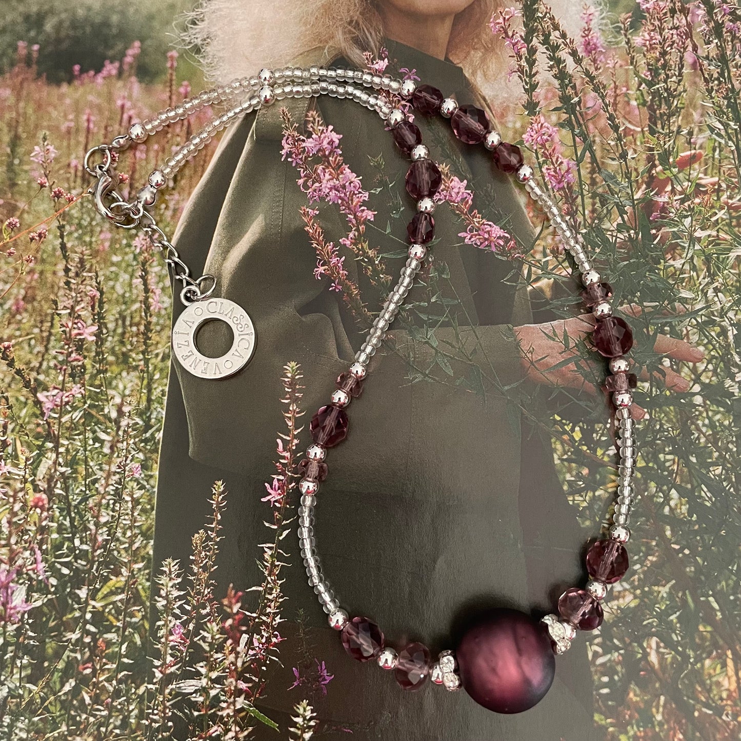 COLLAR