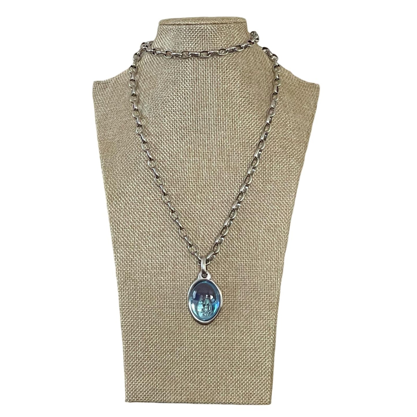 COLLAR