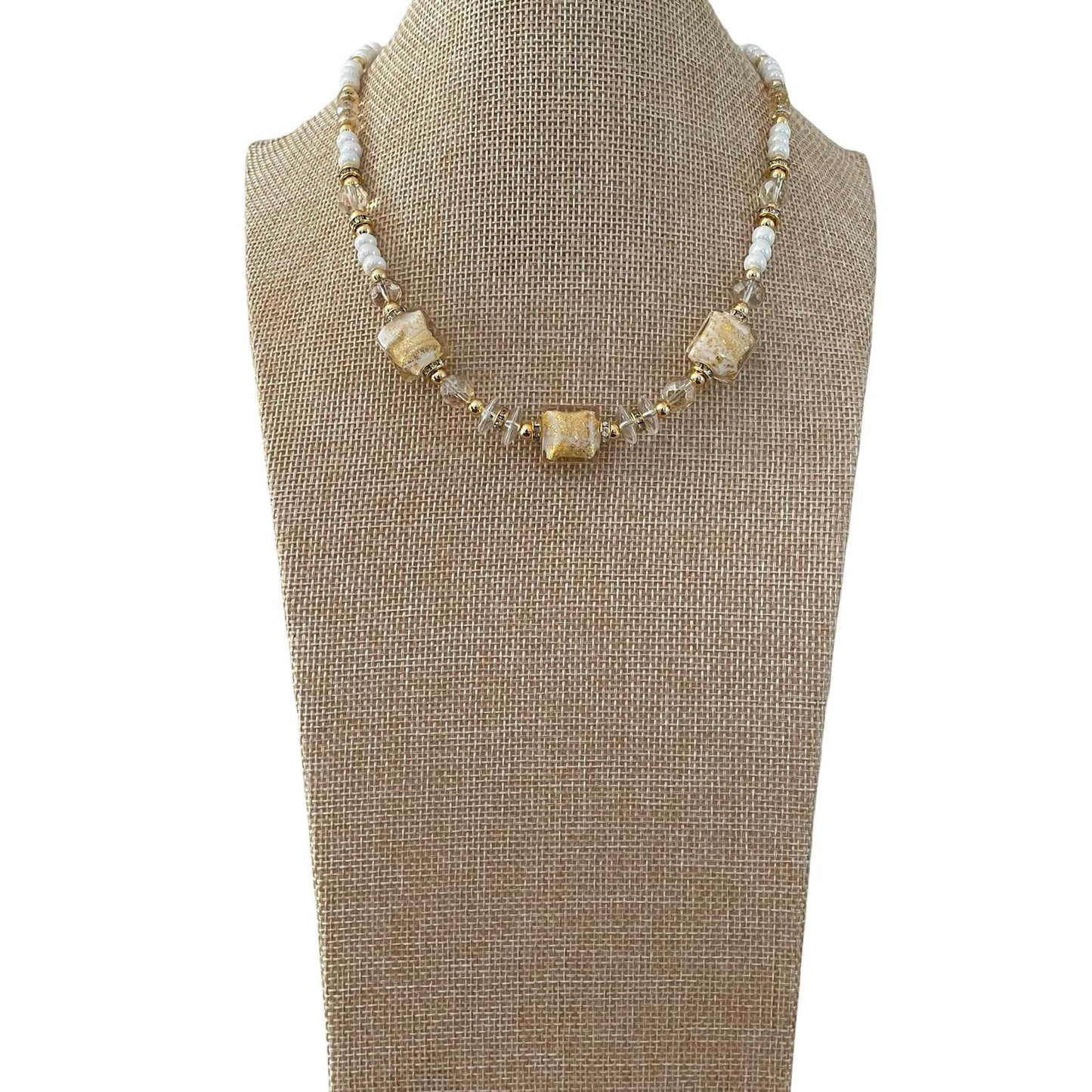 COLLAR