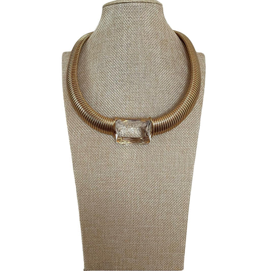 COLLAR
