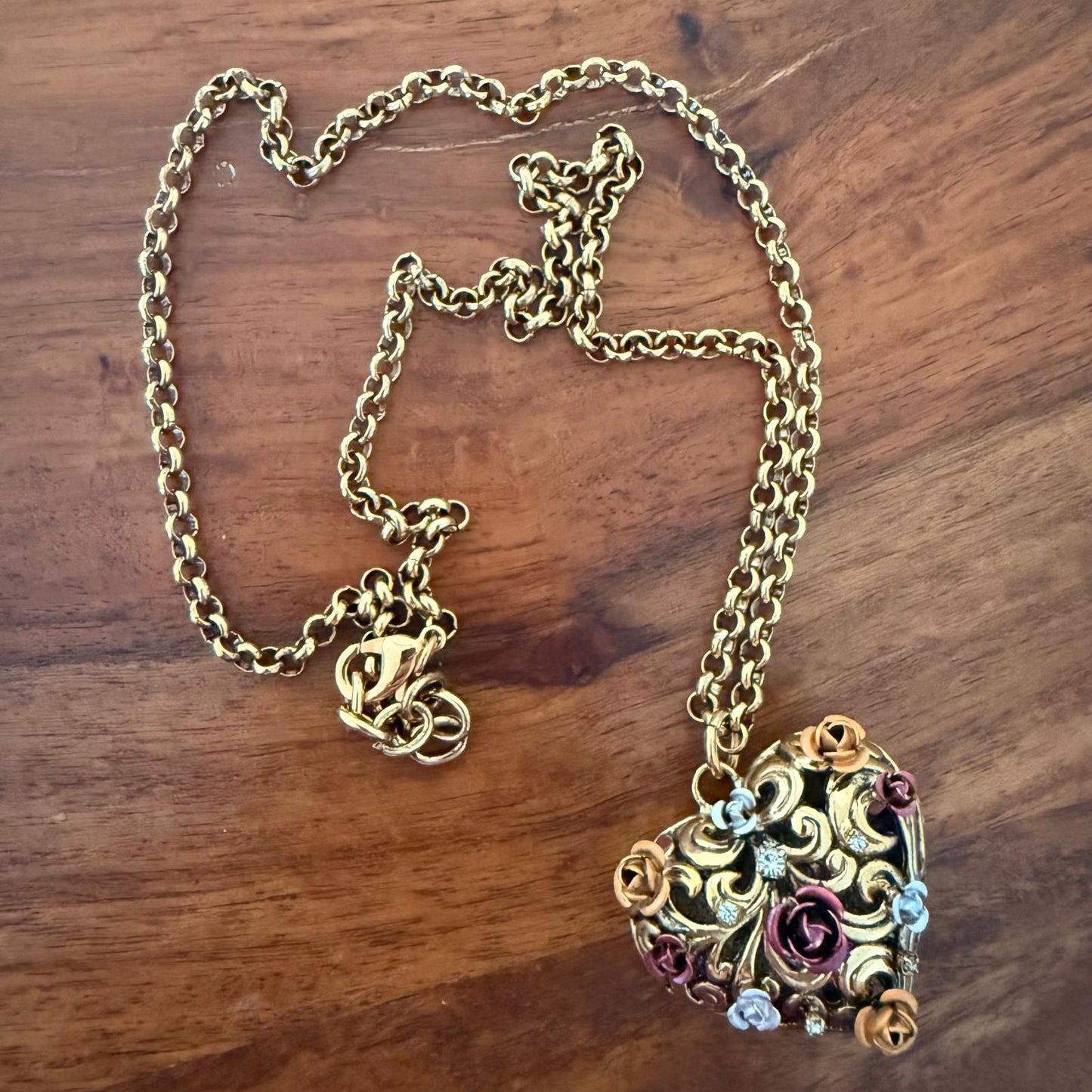 COLLAR