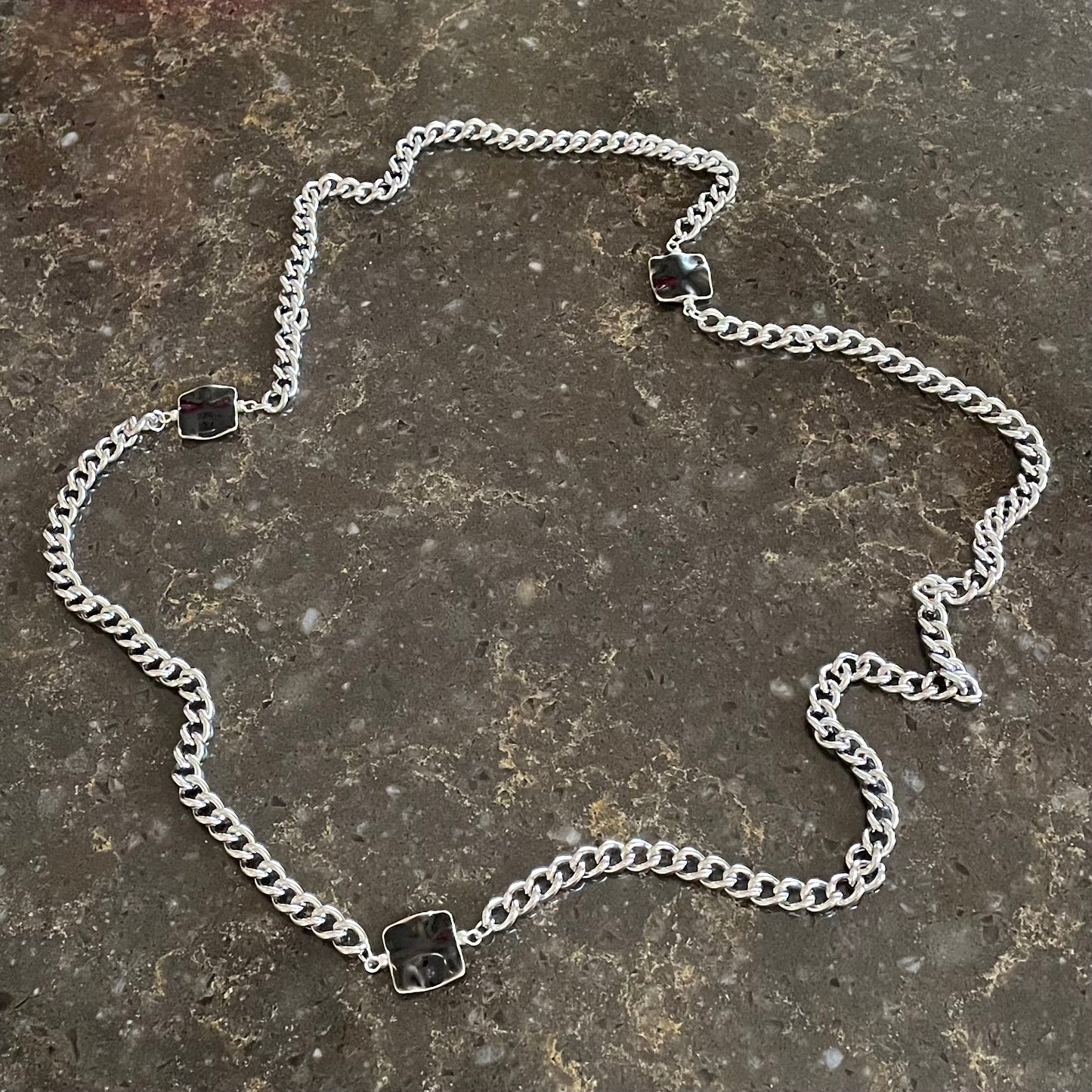 COLLAR