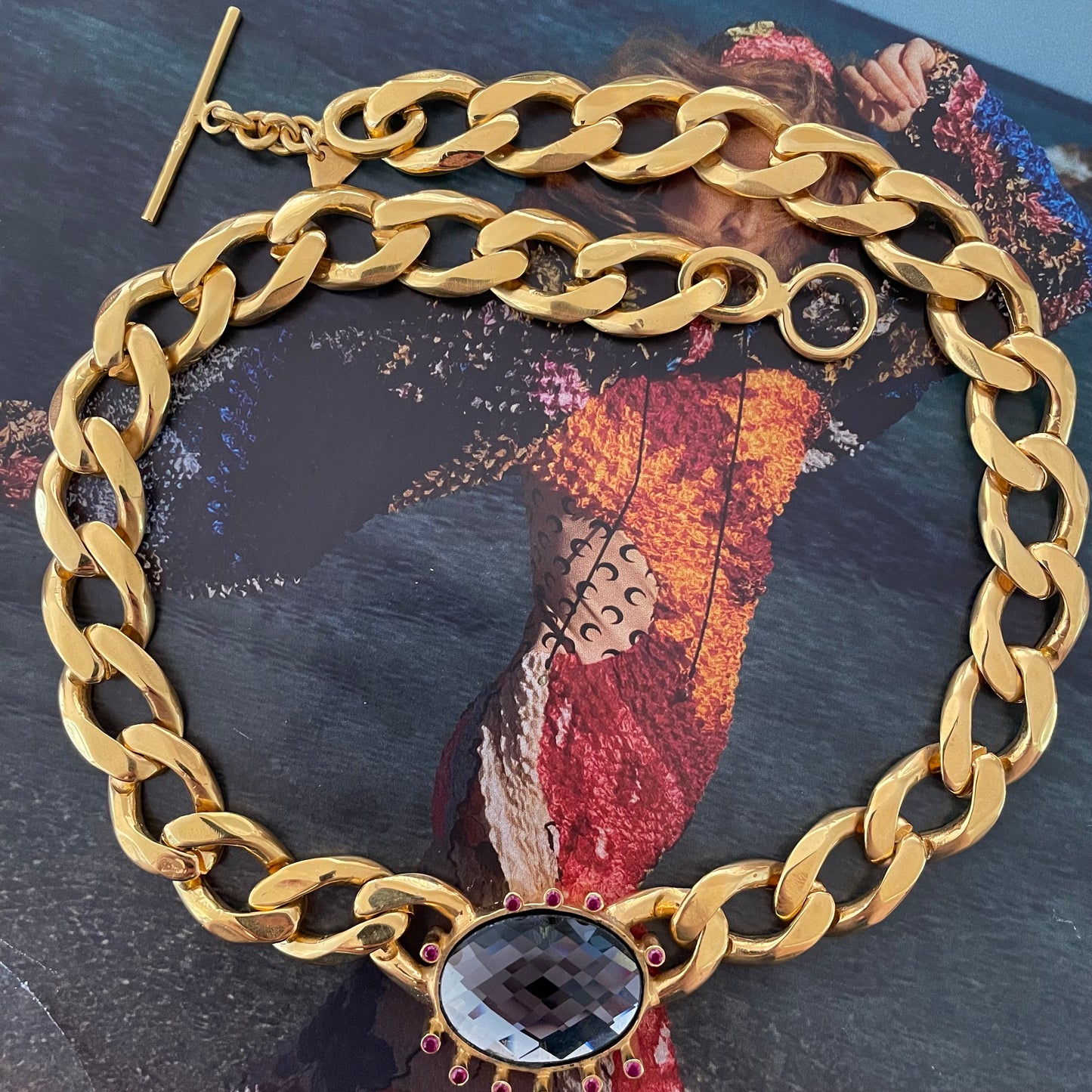 COLLAR