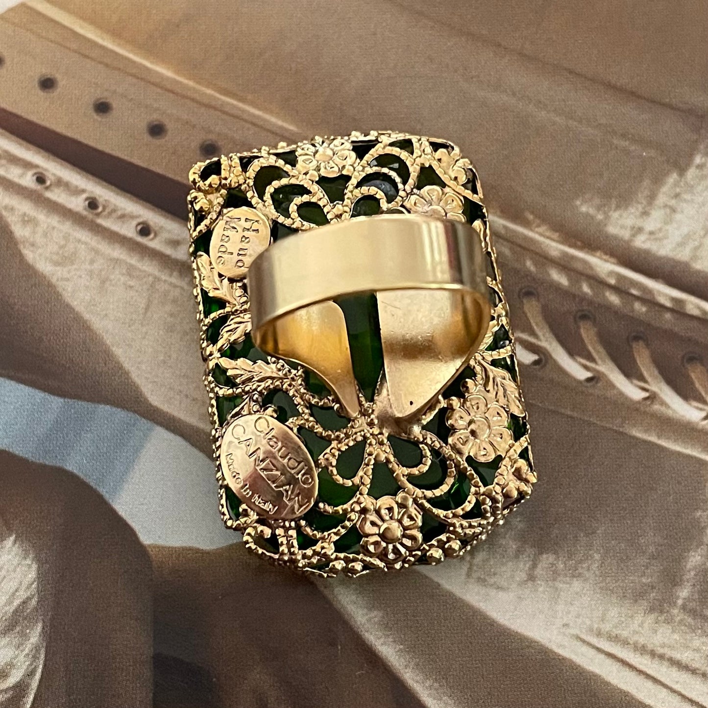 ANILLO