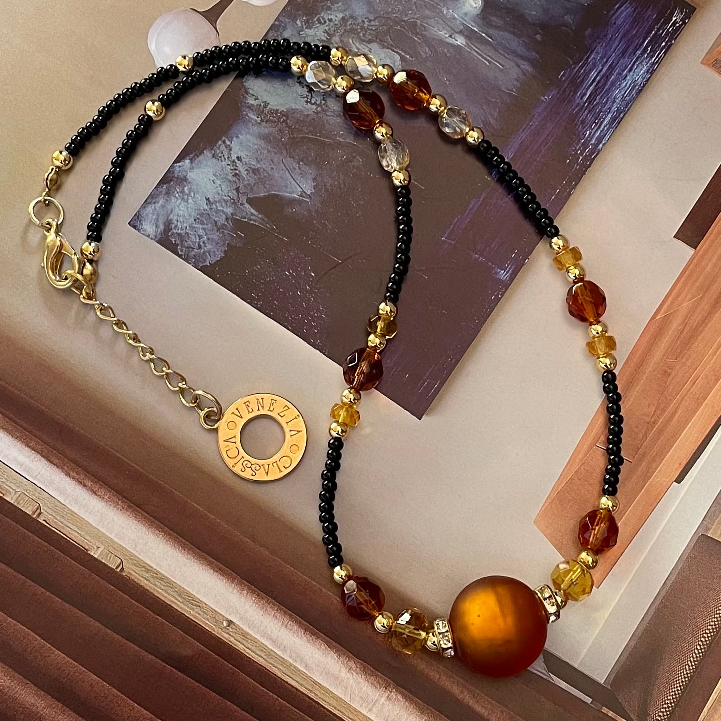 COLLAR