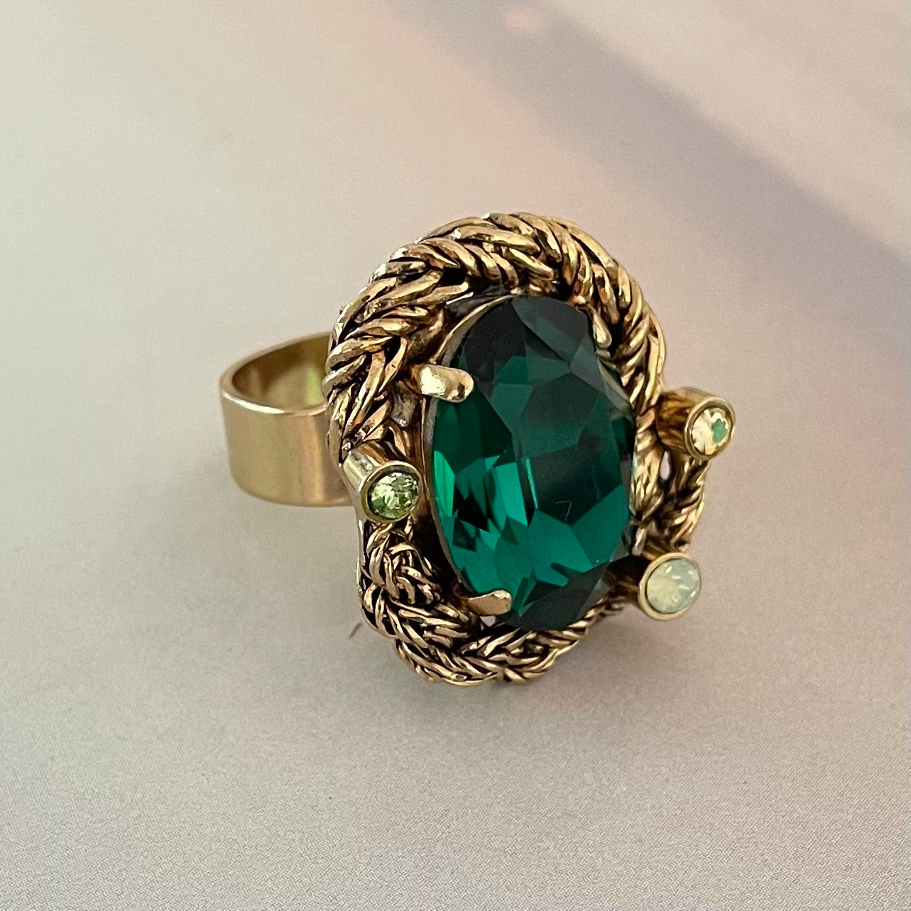 RING